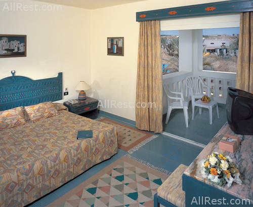 Sonesta Club Hotel 9